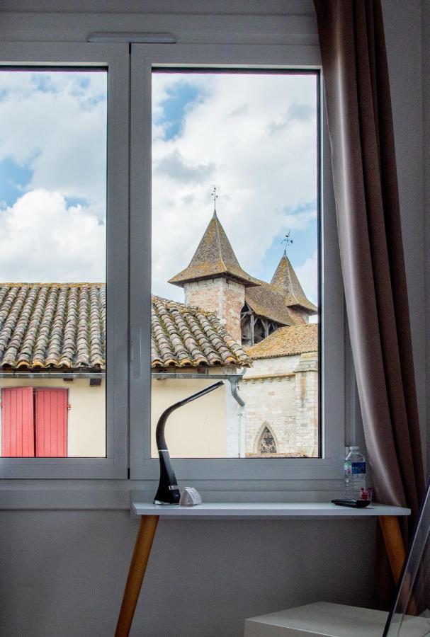 Hotel & Gastronomie - La Table De L'Europe Villeréal Eksteriør bilde