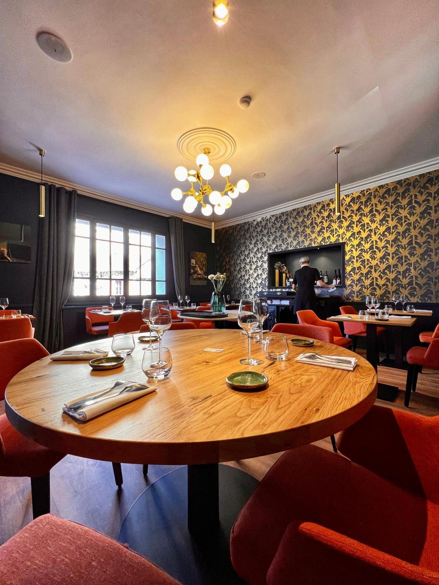 Hotel & Gastronomie - La Table De L'Europe Villeréal Eksteriør bilde
